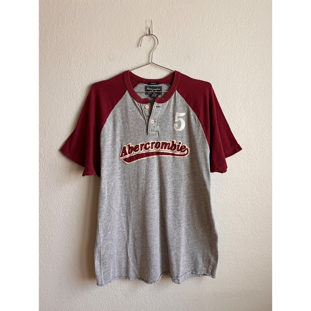 Vintage Abercrombie & Fitch Men's Y2K Spellout Tee in Gray/Maroon Size XL